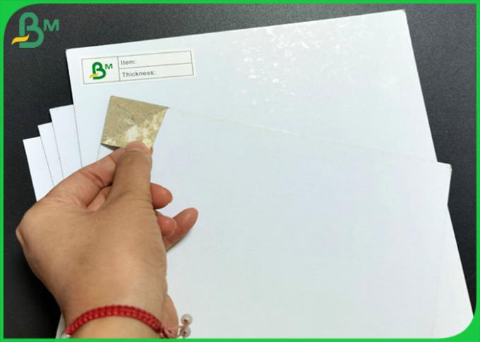 Ανακυκλωμένος πολτός 1mm 2mm παχιά διπλά πλευρών άσπρα φύλλα χαρτονιού χρώματος διπλά