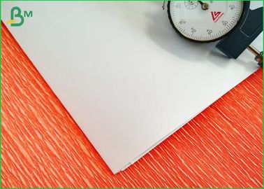 Χαρτί εκτύπωσης όφσετ ξύλινου πολτού της Virgin 80gsm δύο - πλαισιωμένο φύλλο χαρτιού για την εκτύπωση σχολικών βιβλίων