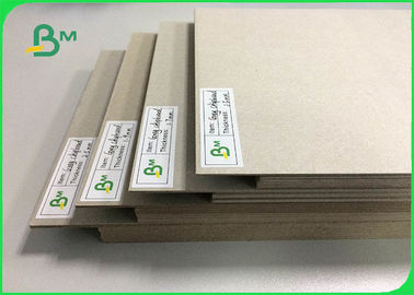επικυρωμένο τοποθετημένο σε στρώματα γκρίζο χαρτοκιβώτιο Gris πινάκων 0.5mm 3mm FSC για τα δεσμευτικά αρχεία μοχλών αψίδων πινάκων βιβλίων