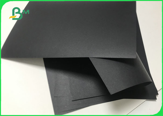 Β1 Μέγεθος ανακυκλωμένος πολτός 150g 200g Black Kraft Cardstock Φύλλα χαρτιού για ετικέτες