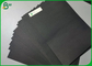 Ο ξύλινος πολτός 120gsm σε 500gsm διπλασιάζει το πλαισιωμένο στερεό μαύρο χαρτόνι για τη σύνδεση βιβλίων