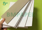 700g 800g εκτυπώσιμα 1220 X 2100mm λευκός πίνακας Claycoated φύλλων για το χαρτοκιβώτιο συσκευασίας δώρων