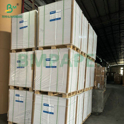 Υψηλή λευκότητα 98% 325gr 360gr Τροφικό χαρτί Fbb για τούρτα Συσκευαστικό κουτί 70 x 100cm
