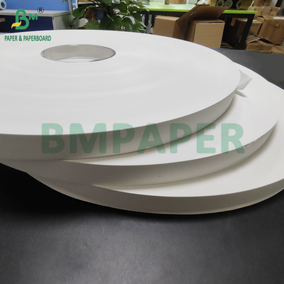 24gm 28gm Λευκό χαρτί περιτύλιξης από άχυρο 27MM x 5000M Καλή αντοχή στη σύσφιξη