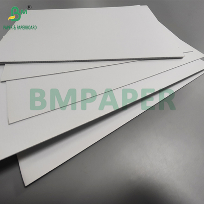 1.5MM 3στρώματα λευκή κυματοειδή σανίδα για καλλυντικά κουτιά Εστία Ε φλάουτο 69 x 99CM