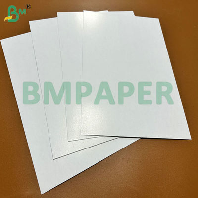 71x 65cm 290gm 310gm Επιχρισμένο με 2 πλευρές Μαύρο Κέντρο Χαρτί για Κάρτες Πόκερ