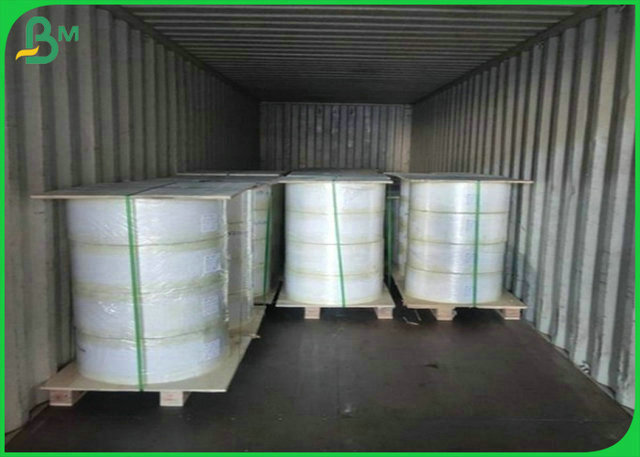 756mm 781mm ρόλος εγγράφου 2 δευτερεύων στιλπνός 50gr Woodfree για τη χειρωνακτική εκτύπωση προϊόντων