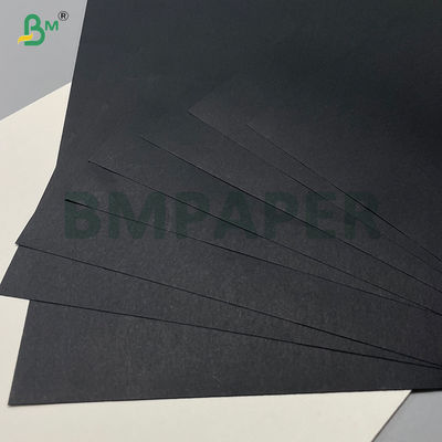 120 γραμμάρια Γλυκιά υφή Μεγάλη δυσκαμψία Μαύρο φύλλο χαρτιού