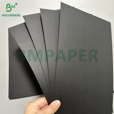 80gsm 90gsm 100gsm Καθαρό Μαύρο Χαρτί Kraft για Τσάντες Αγορών 70 x 100cm