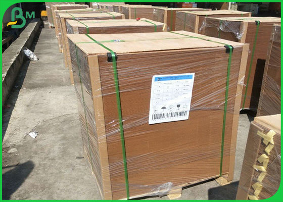 Το ανακυκλωμένο PE τοποθέτησε τους καφετιούς ρόλους πινάκων εγγράφου σκαφών της γραμμής της Kraft για τη συσκευασία σε στρώματα