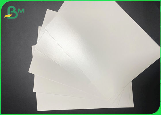 Το Greaseproof PE έντυσε τον τοποθετημένο σε στρώματα ρόλο εγγράφου Cupstock για τα καυτά φλυτζάνια ποτών