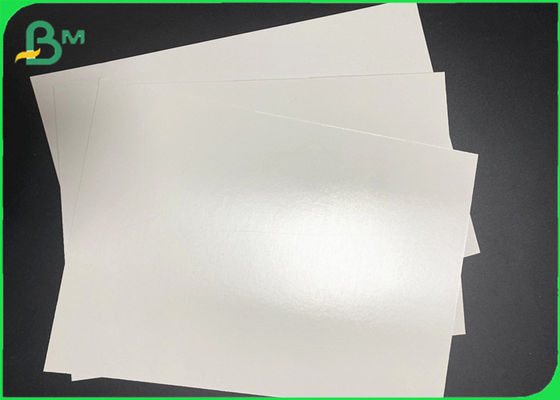 Το Greaseproof PE έντυσε τον τοποθετημένο σε στρώματα ρόλο εγγράφου Cupstock για τα καυτά φλυτζάνια ποτών